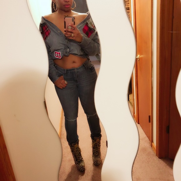 Shoes - Picture 6 of 6